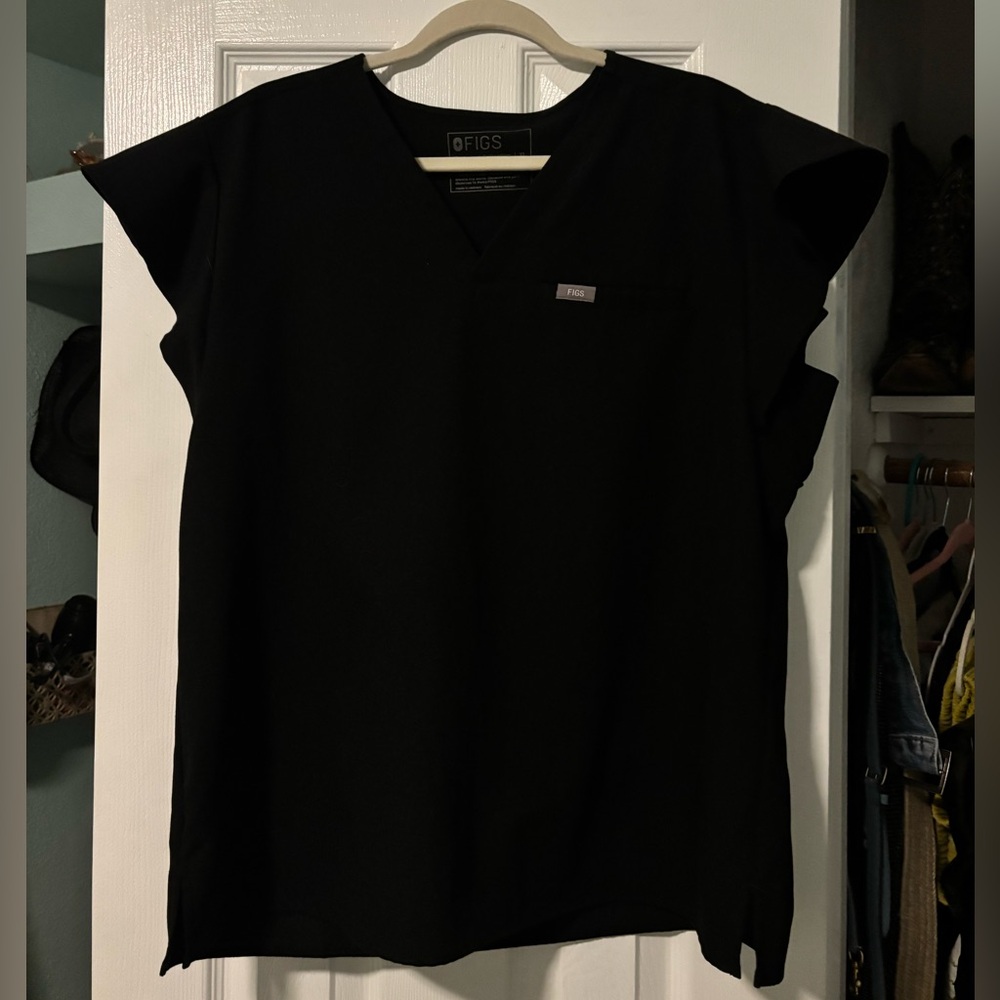 FIGS Women's Black Flutter Top